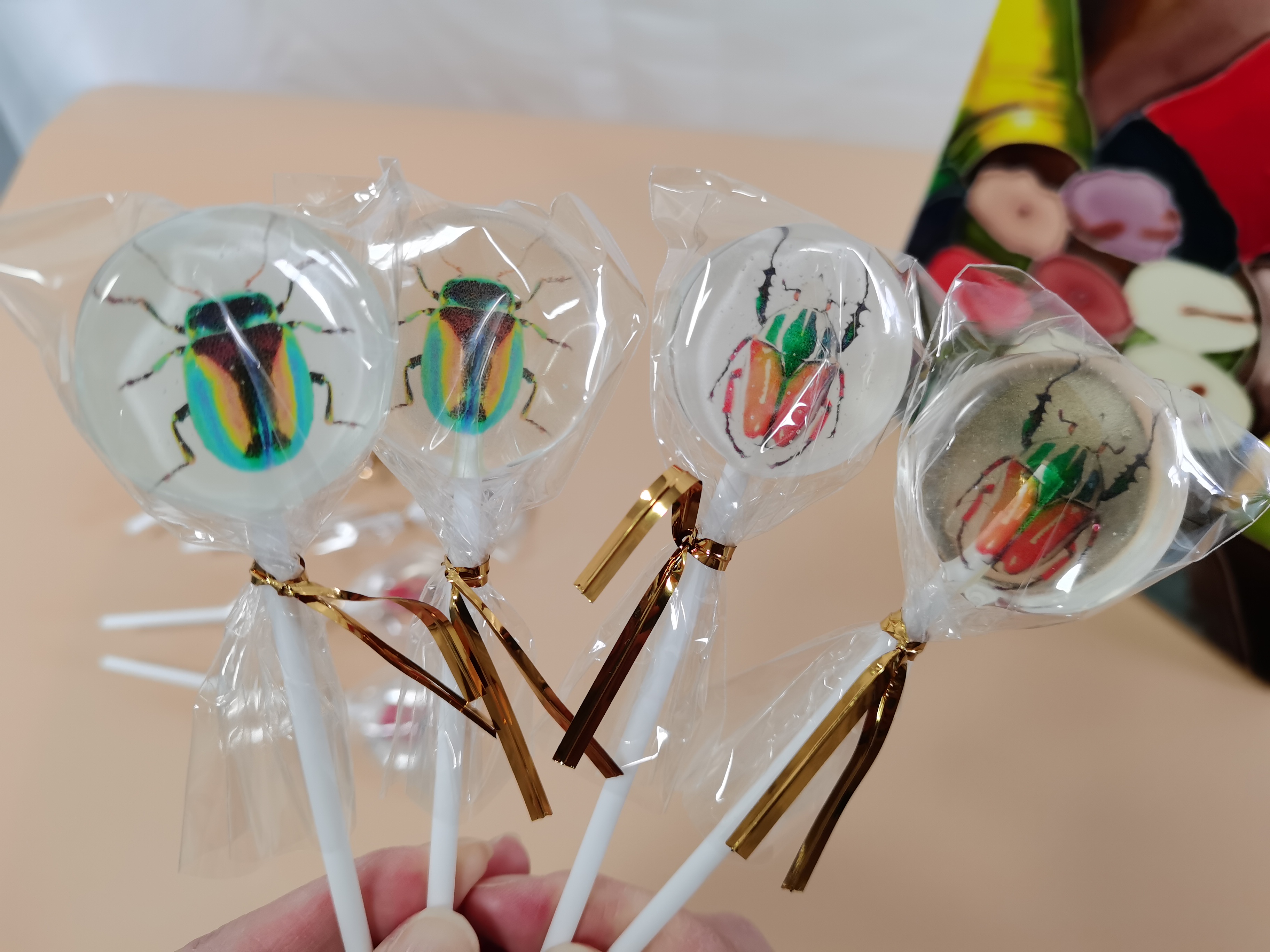 在哪里可以批发高品质七夕主题的糖果膜片海吉亚厂家直供